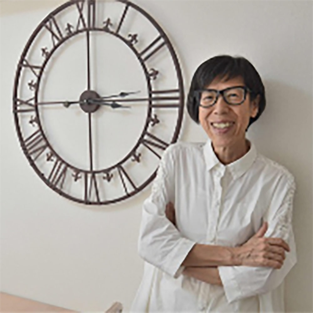 西 ゆり子プロフィール写真