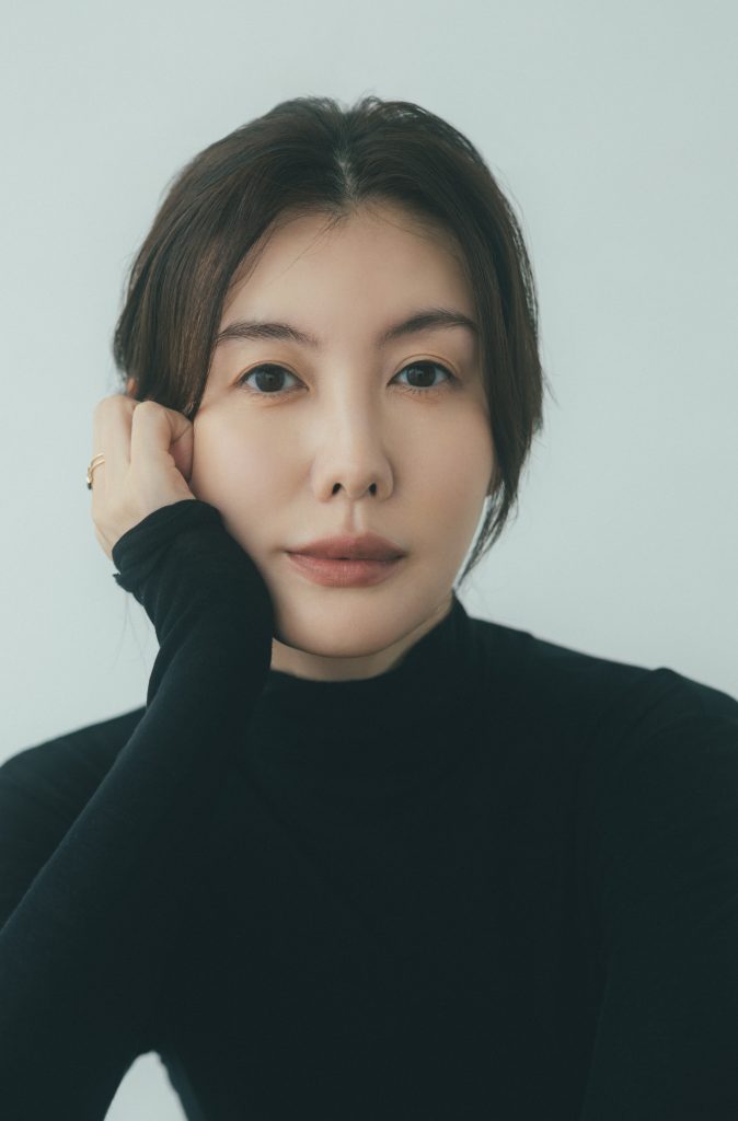 ともさかりえプロフィール写真
