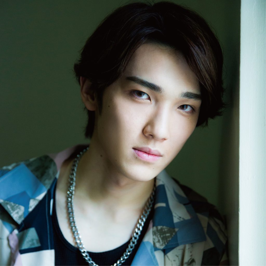 安藤優プロフィール写真